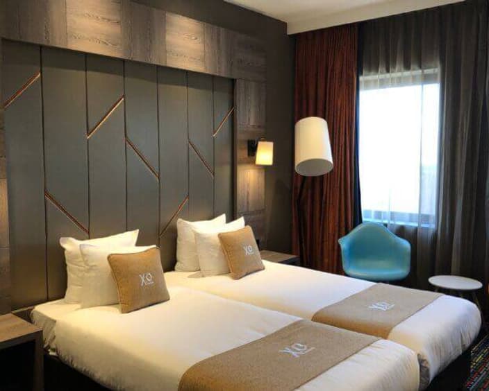 XO hotels comfort room