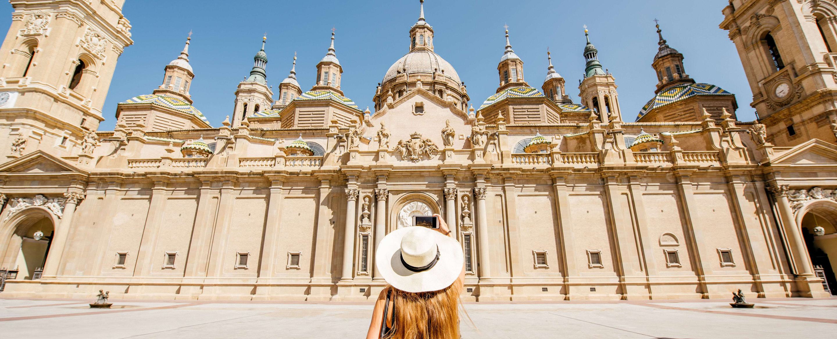 Millennial travel img1